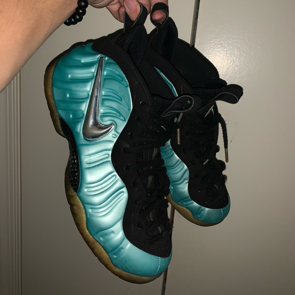 NIKE FOAMS